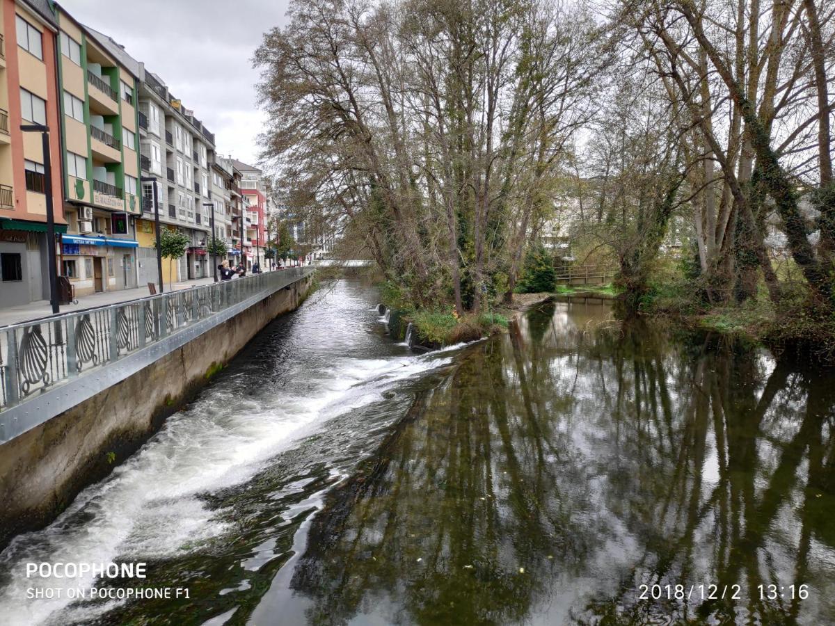 Hotel Sleeping Sarria Esterno foto