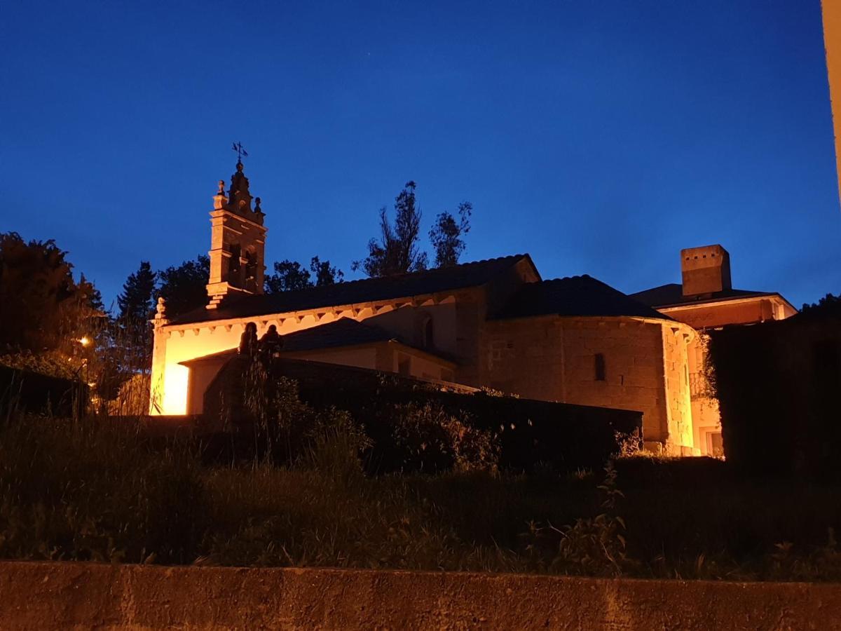 Hotel Sleeping Sarria Esterno foto