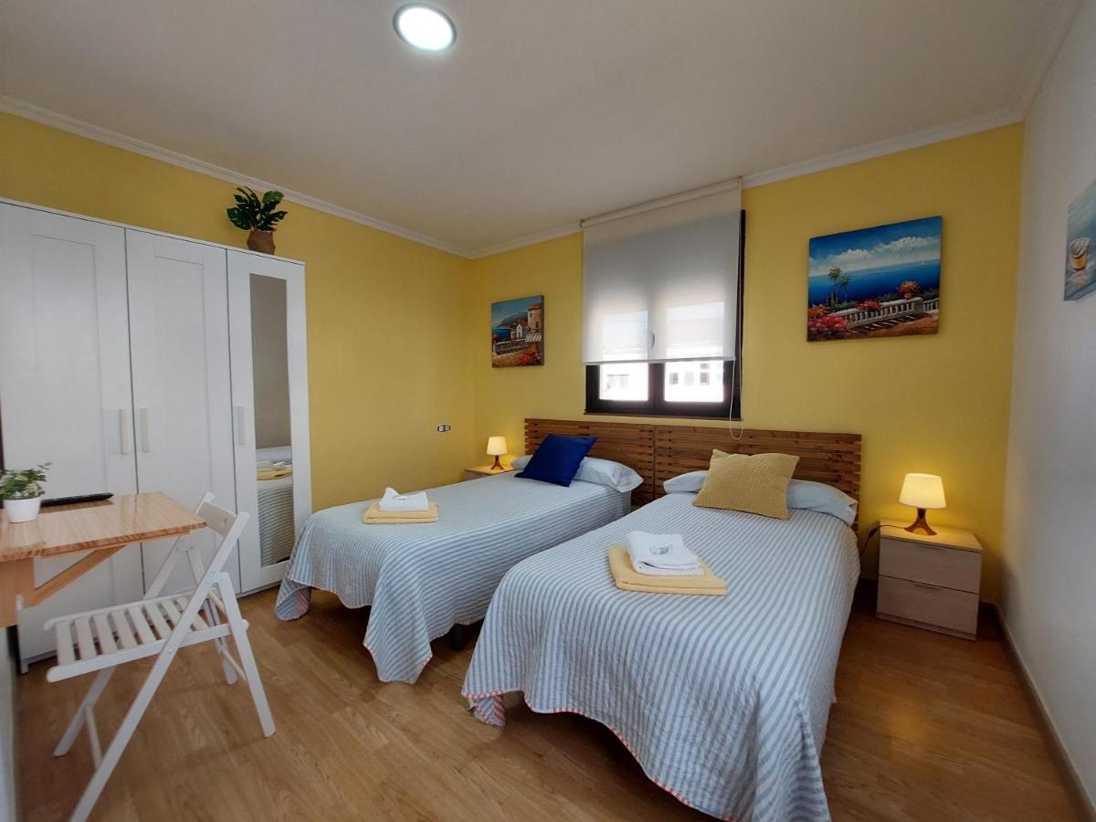 Hotel Sleeping Sarria Esterno foto